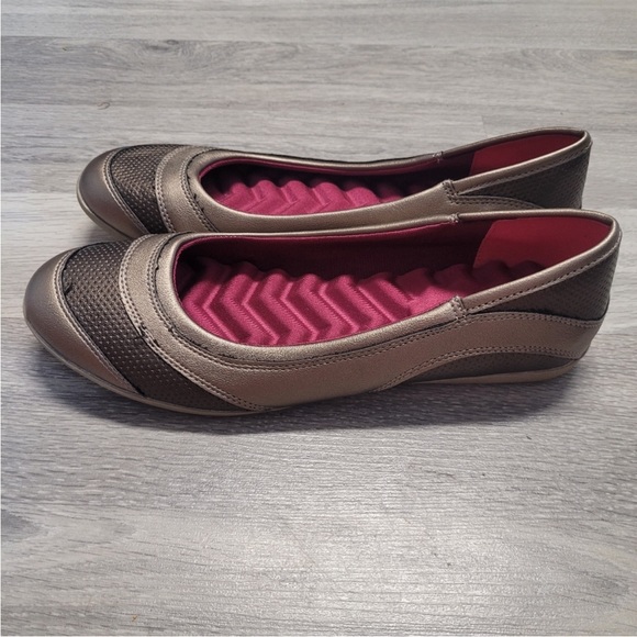 Avon cushion walk flats pink inner sole size 9 NEW - Picture 4 of 8